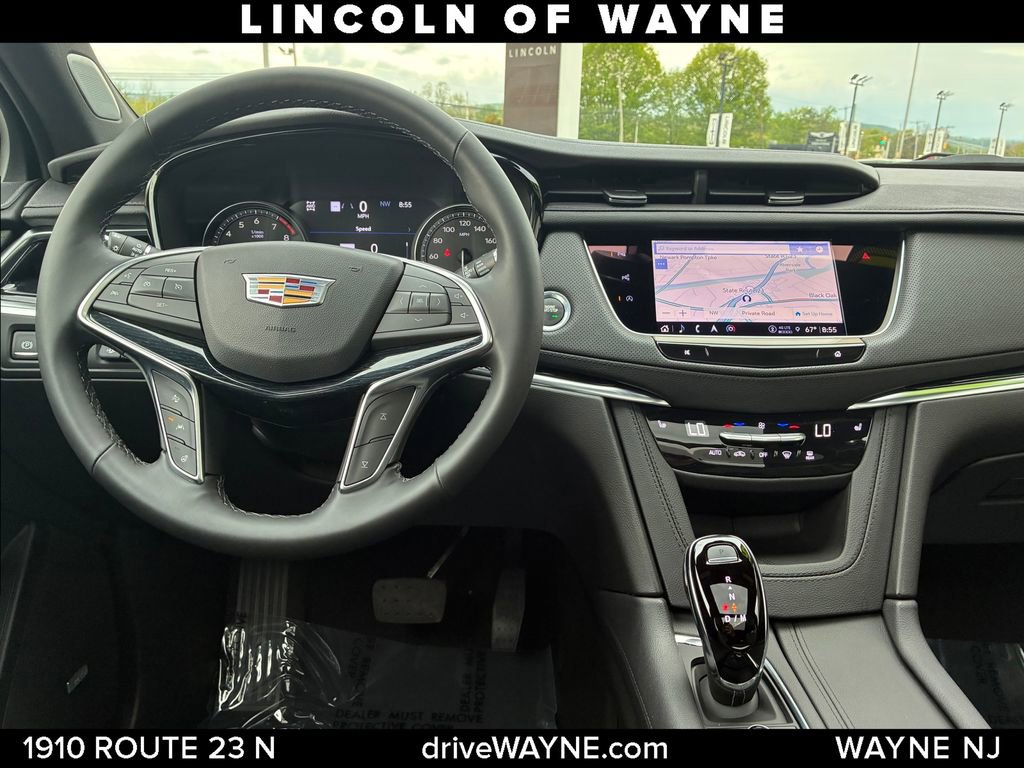 Used 2025 Cadillac XT5 Premium Luxury w/ Technology Package AWD/4WD image 24