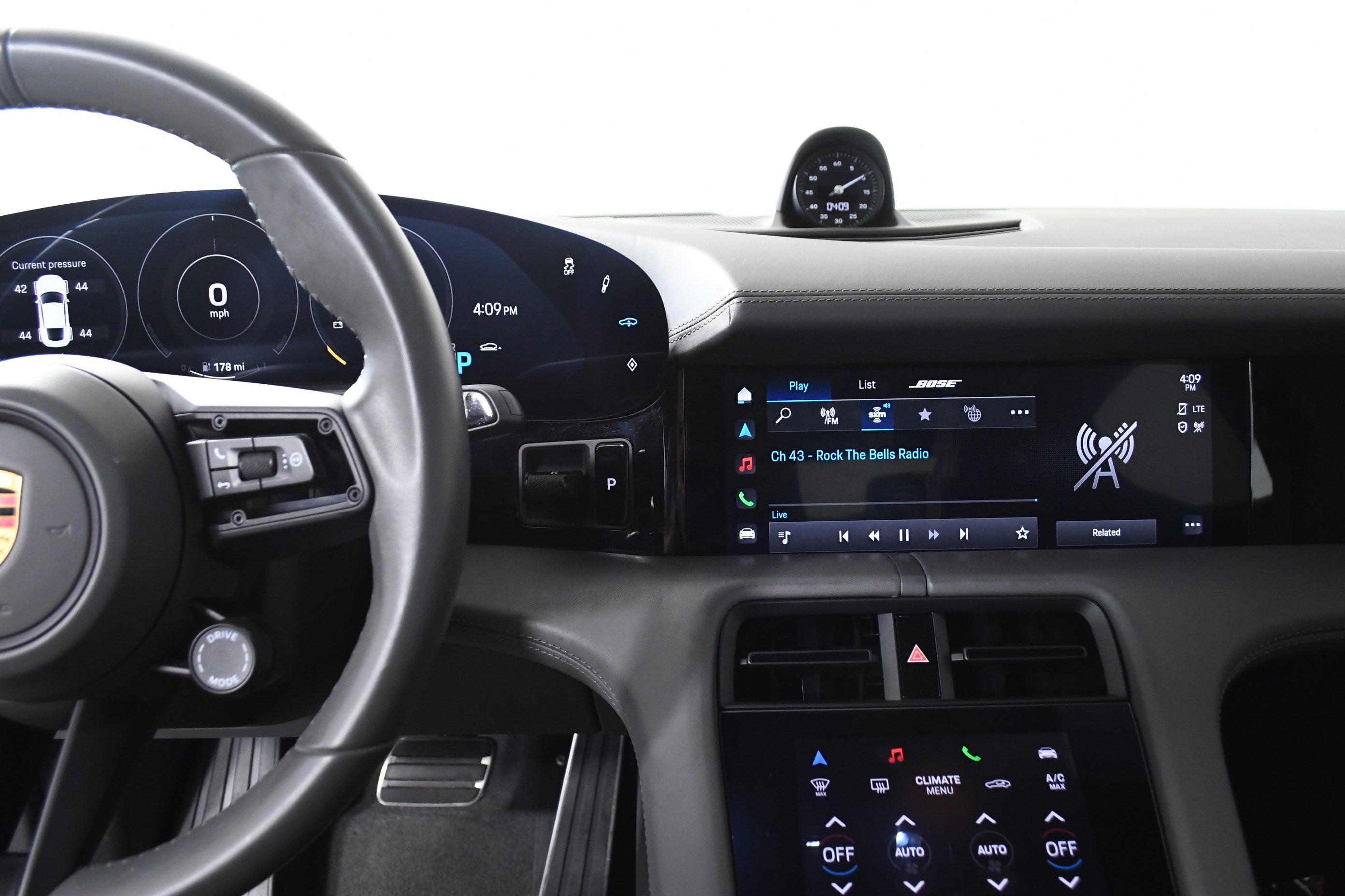 Used 2022 Porsche Taycan GTS w/ Premium Package (P6U) image 15