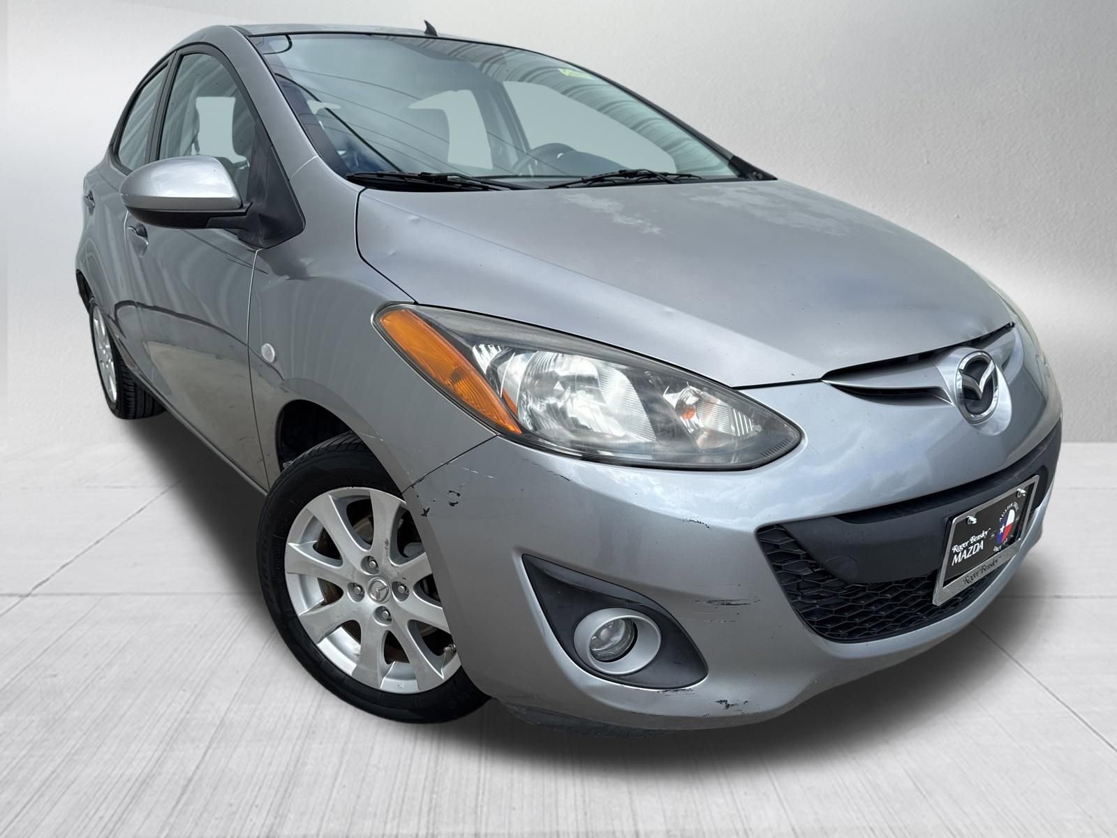 Used 2011 MAZDA MAZDA2 Touring FWD image 3