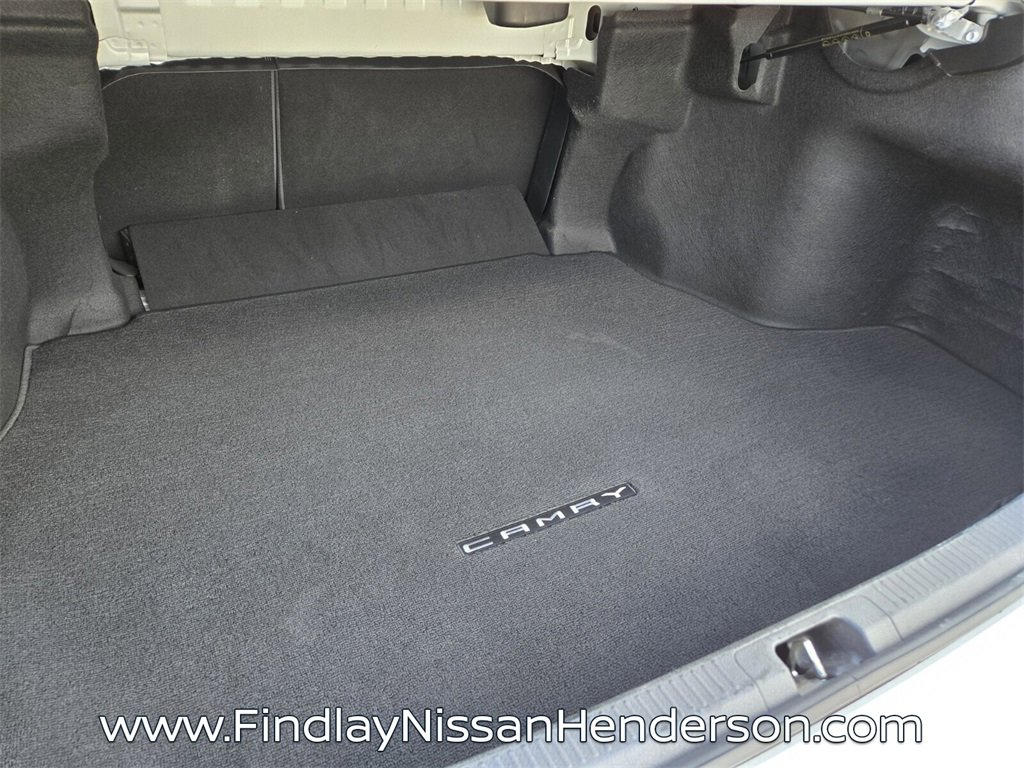 Used 2020 Toyota Camry XSE image 14