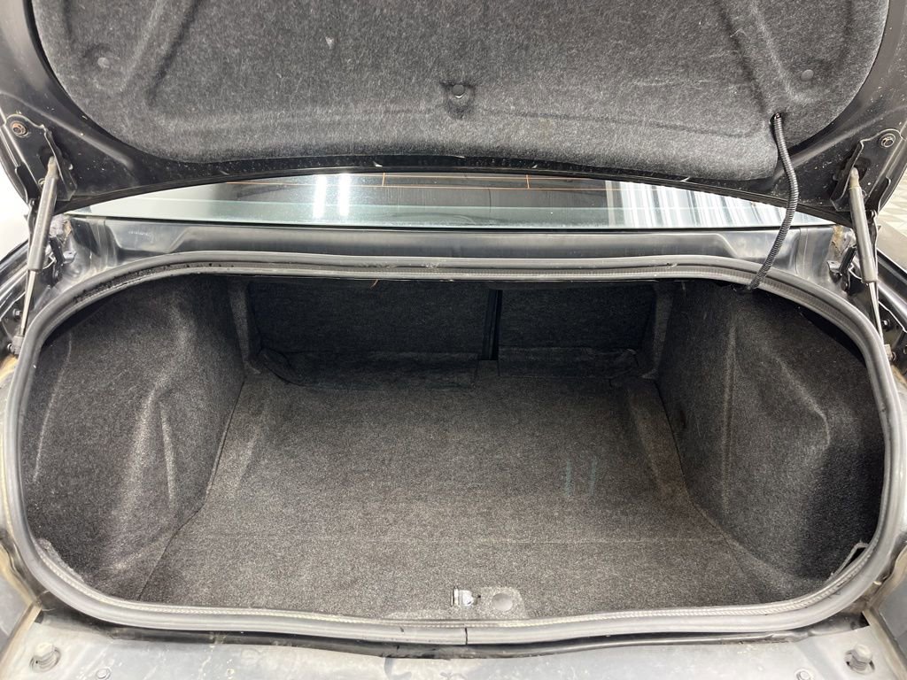 Used 2017 Dodge Challenger SXT image 23