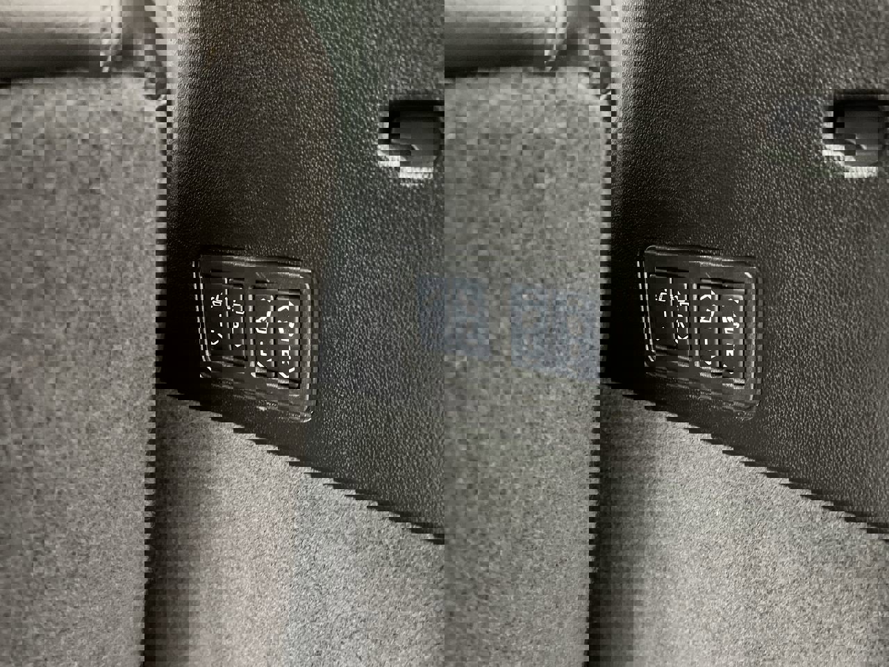 Certified 2025 Cadillac XT6 Premium Luxury AWD/4WD image 36