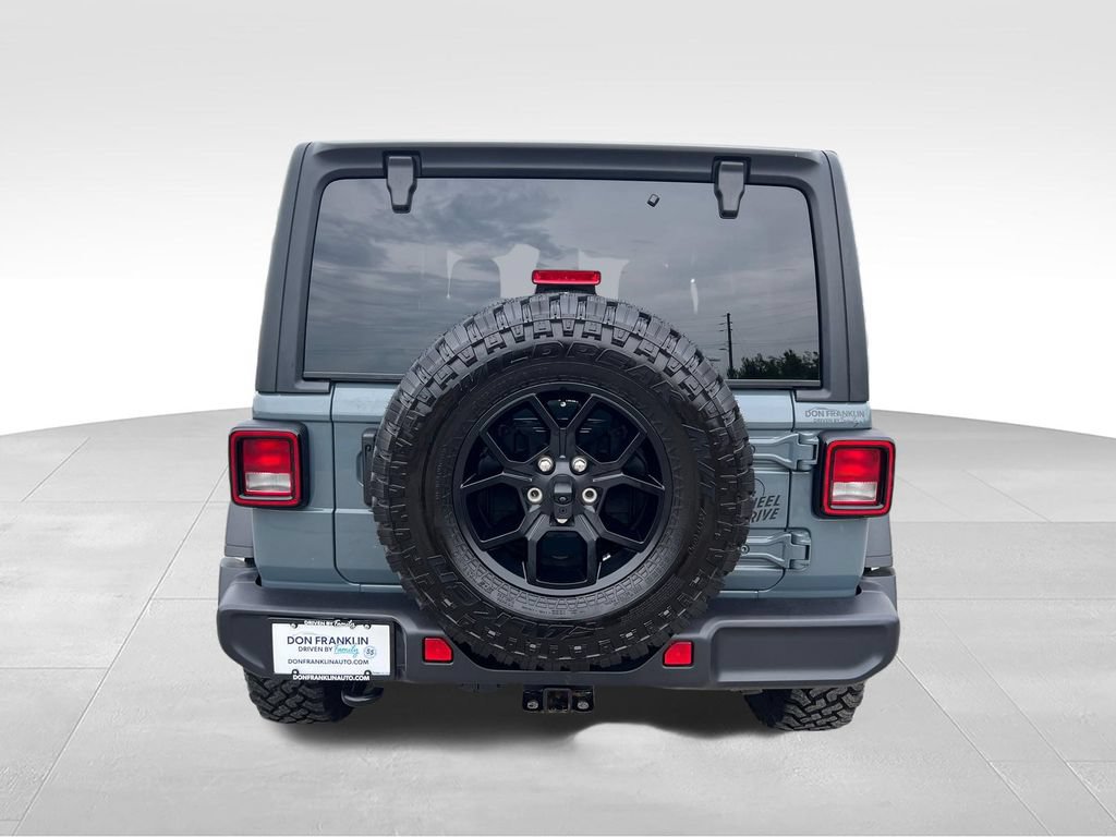 Used 2025 Jeep Wrangler Unlimited Sport AWD/4WD image 4