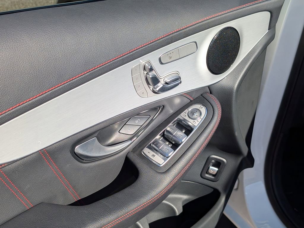 Certified 2022 Mercedes-Benz GLC 43 AMG 4MATIC image 24