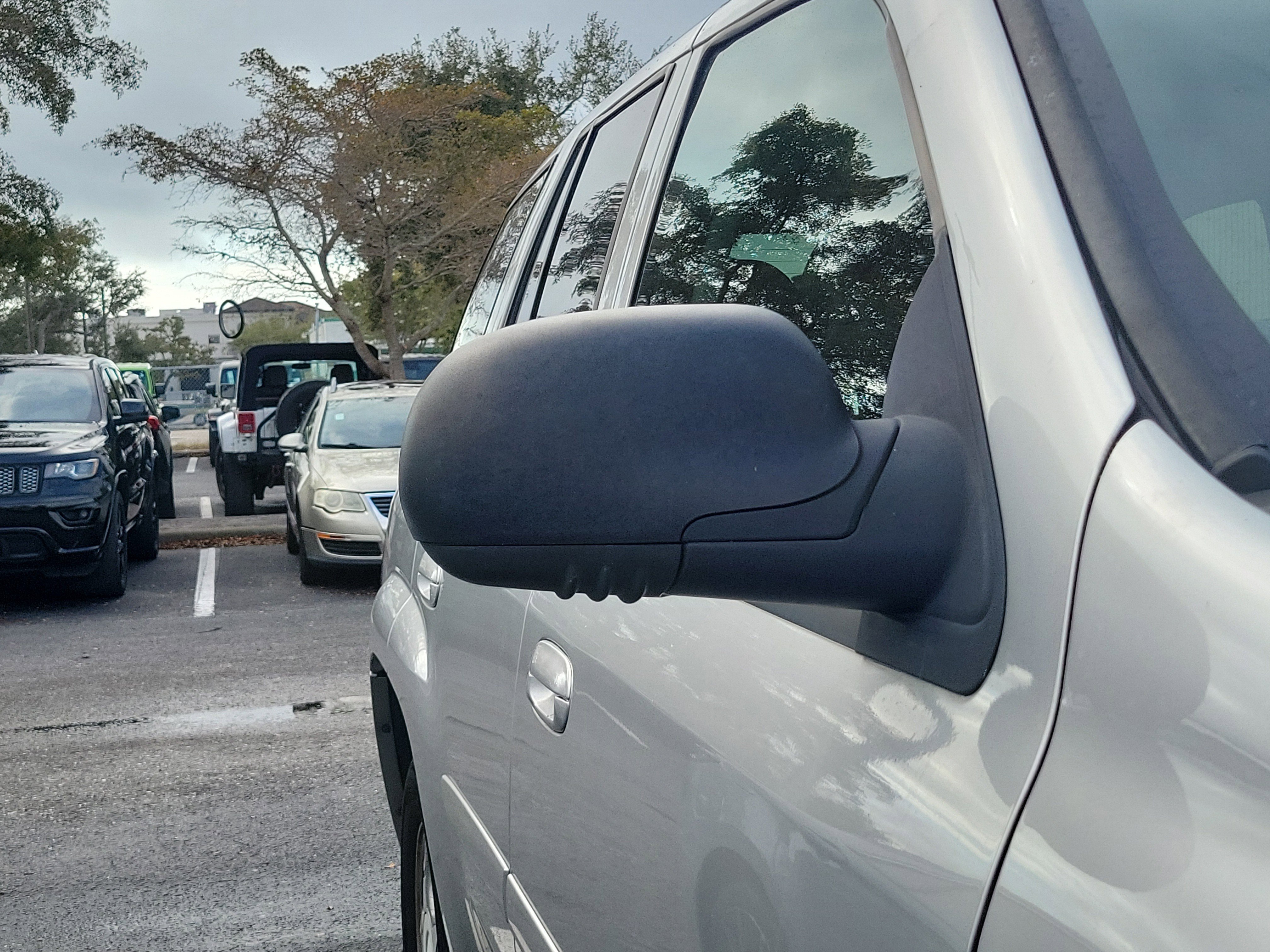 Used 2008 Chevrolet TrailBlazer LT w/ Sun And Sound Package image 10