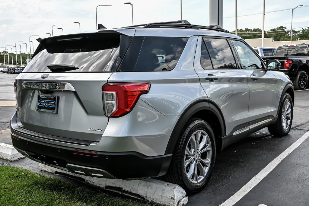 Certified 2024 Ford Explorer XLT w/ Equipment Group 202A AWD/4WD image 8