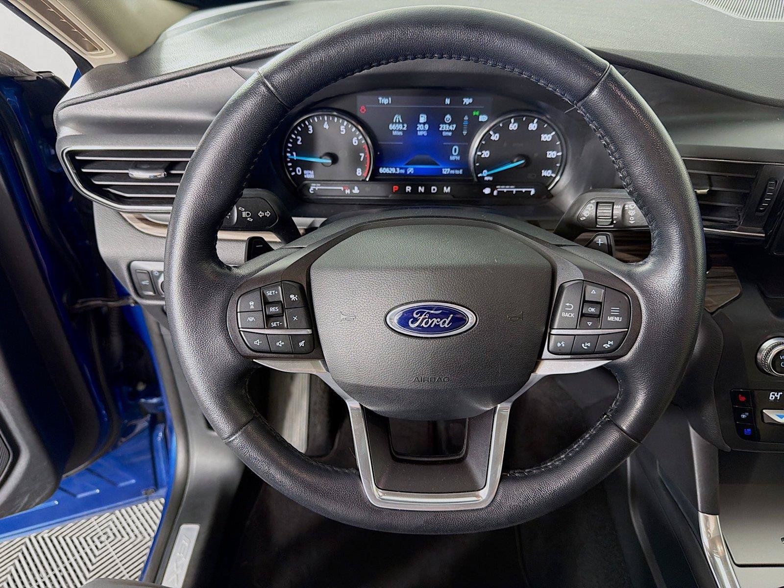 Used 2020 Ford Explorer Limited AWD/4WD image 3