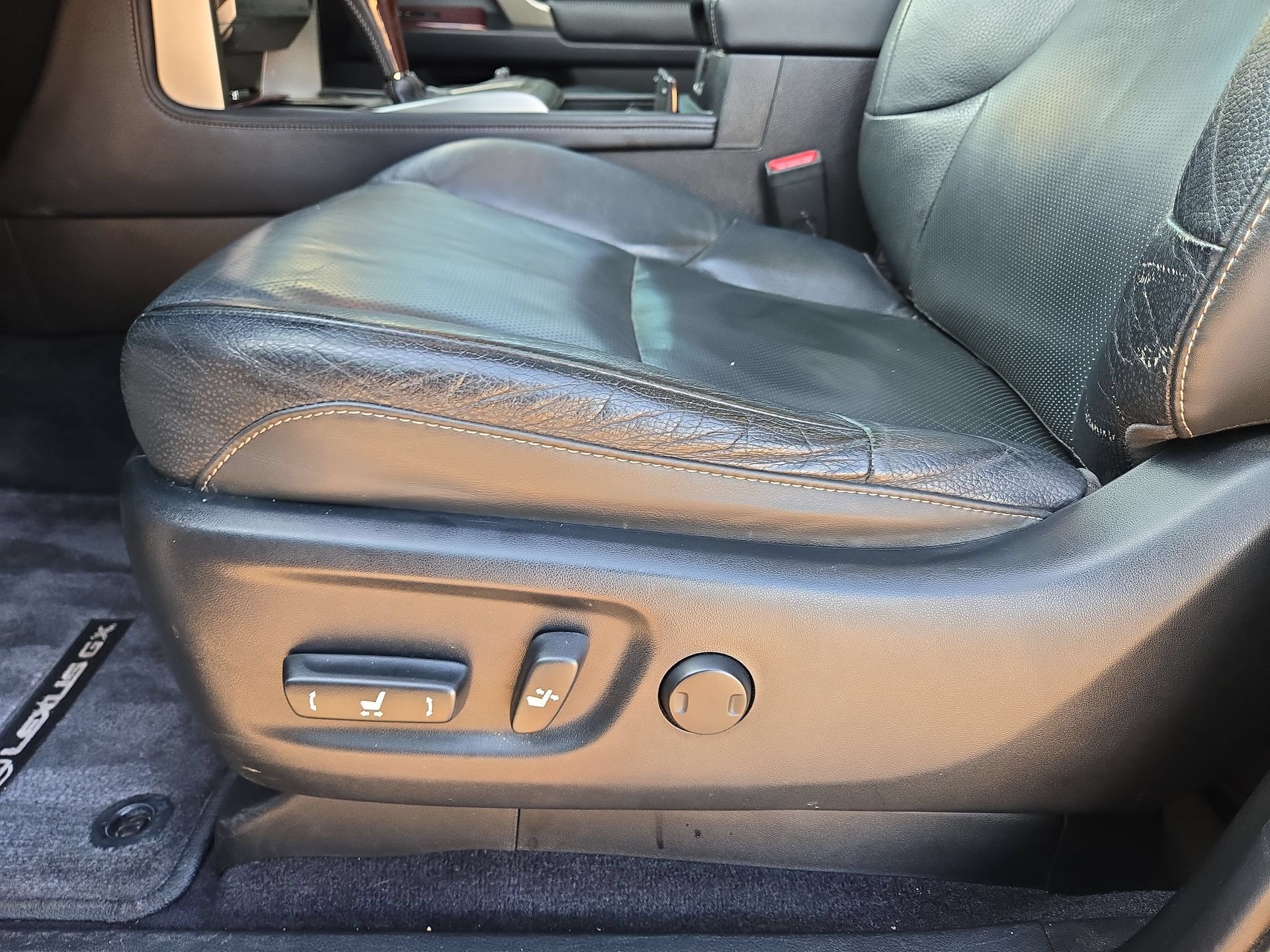 Used 2019 Lexus GX 460 Premium AWD/4WD image 17