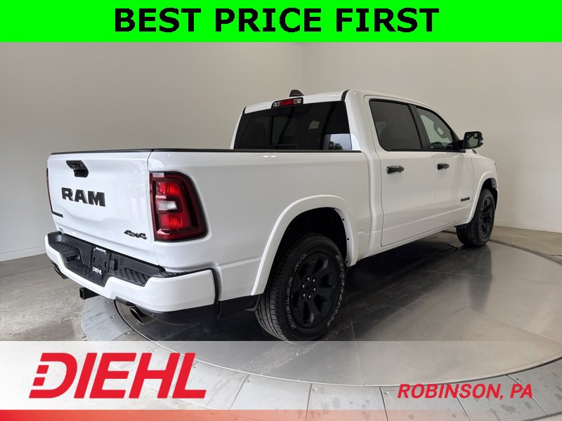 New 2026 RAM 1500 4x4 Crew Cab image 7