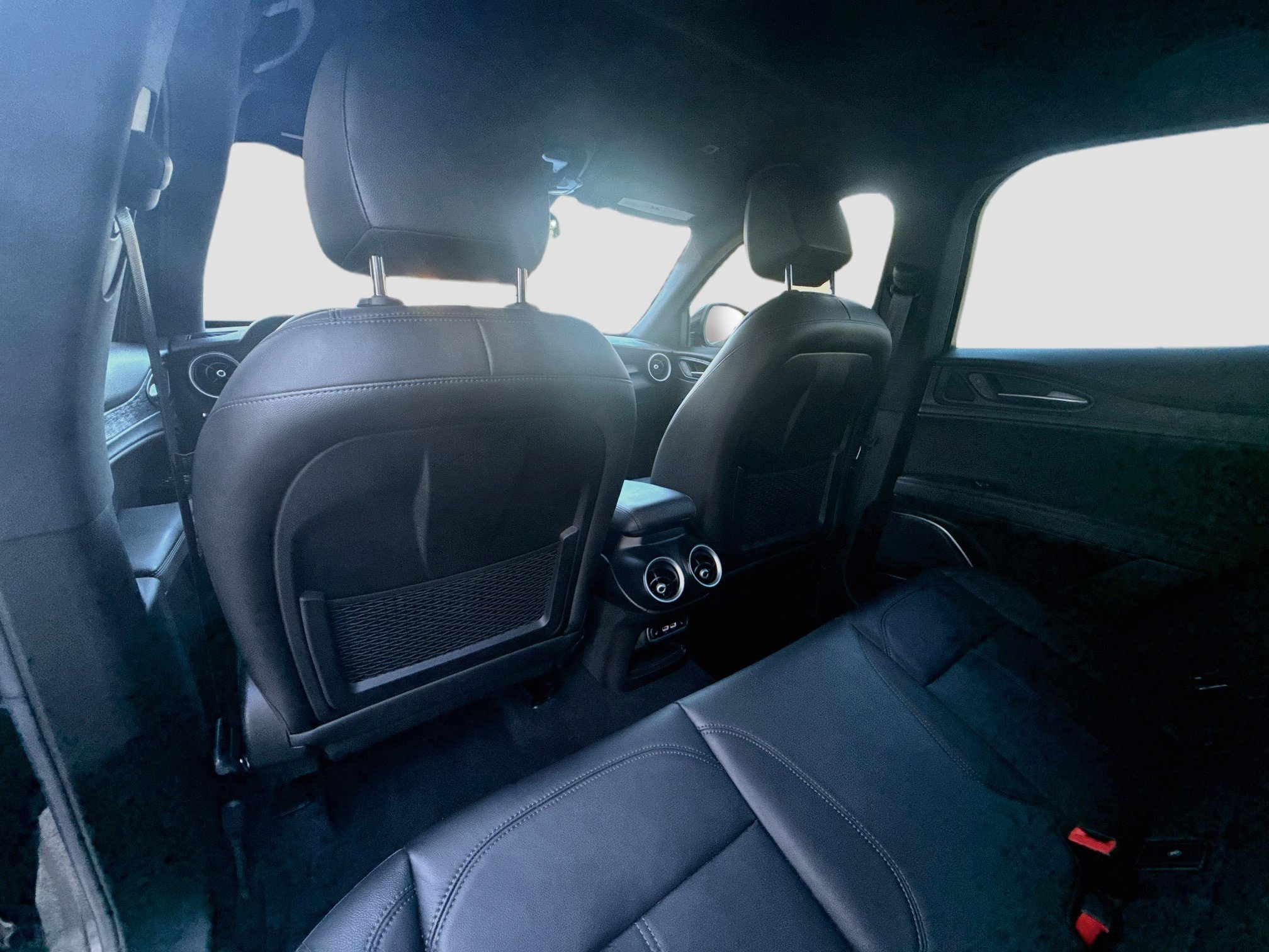 Used 2023 Alfa Romeo Stelvio Sprint RWD image 24