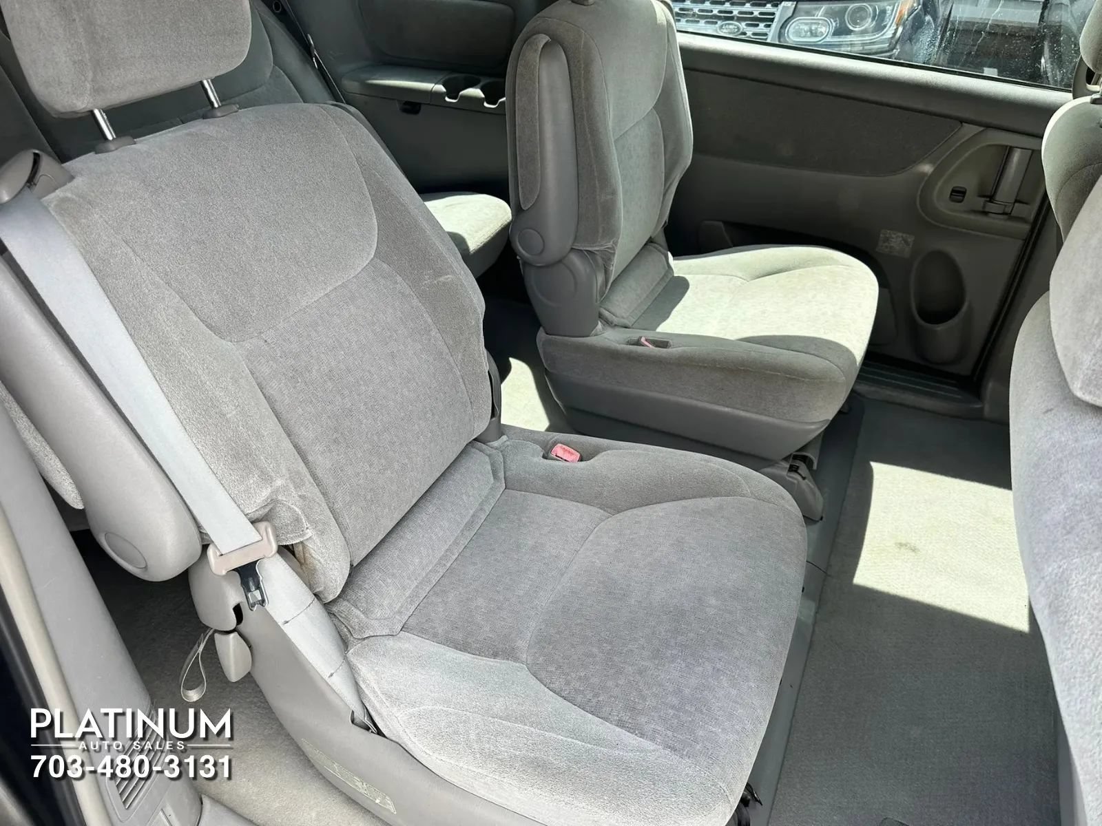 Used 2004 Toyota Sienna CE FWD image 15