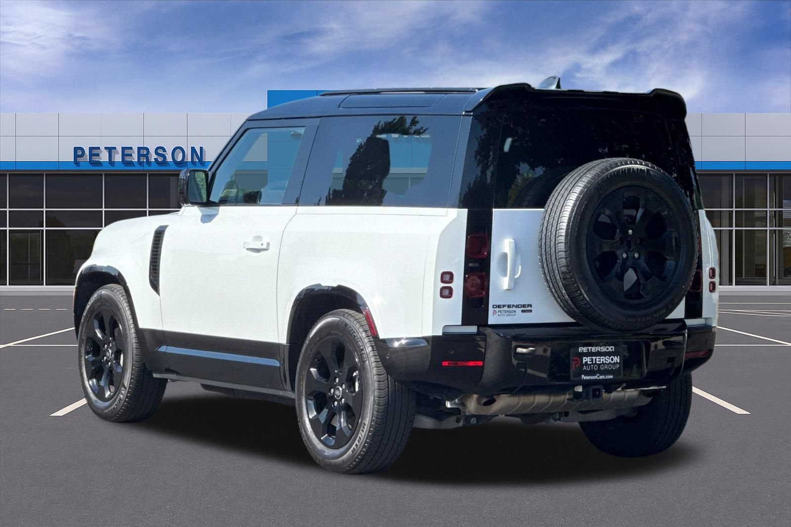 Used 2023 Land Rover Defender 90 X-Dynamic SE AWD/4WD image 6