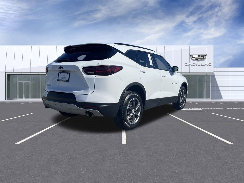 Used 2023 Chevrolet Blazer LT image 8