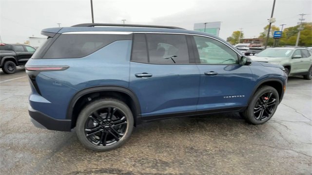 New 2026 Chevrolet Traverse LT w/ Driver Confidence Package image 2