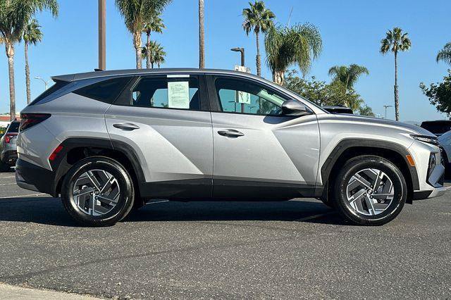 Certified 2026 Hyundai Tucson Blue SE AWD/4WD image 3