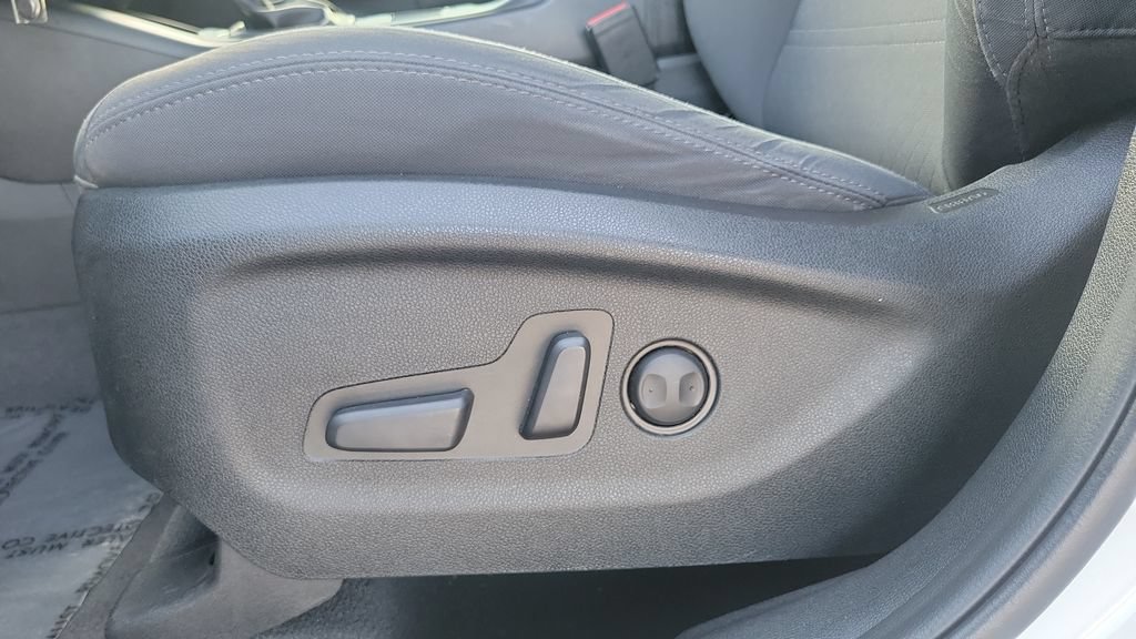 Used 2019 Kia Sorento S FWD image 16