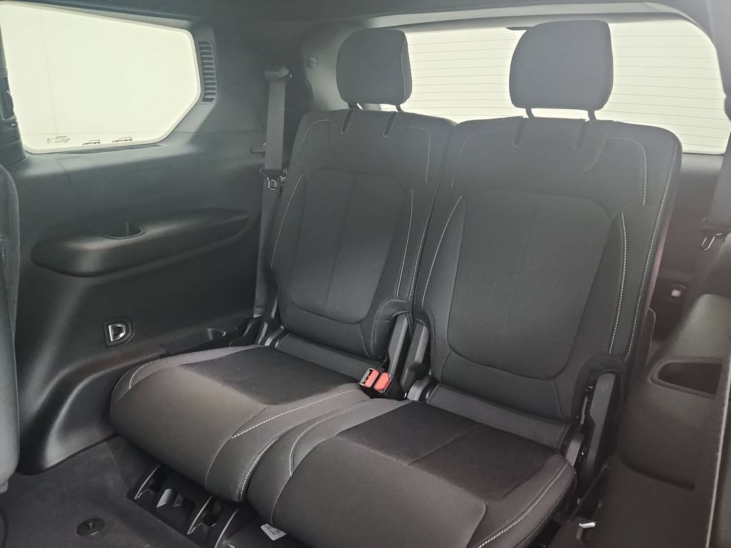 New 2026 Jeep Grand Cherokee L Laredo AWD/4WD image 29