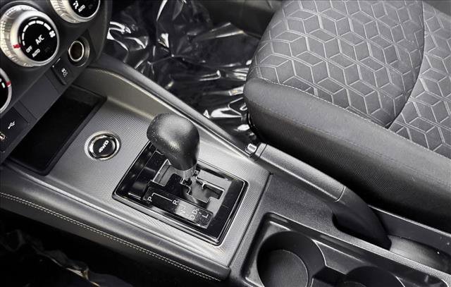 Used 2024 Mitsubishi Outlander Sport ES image 16