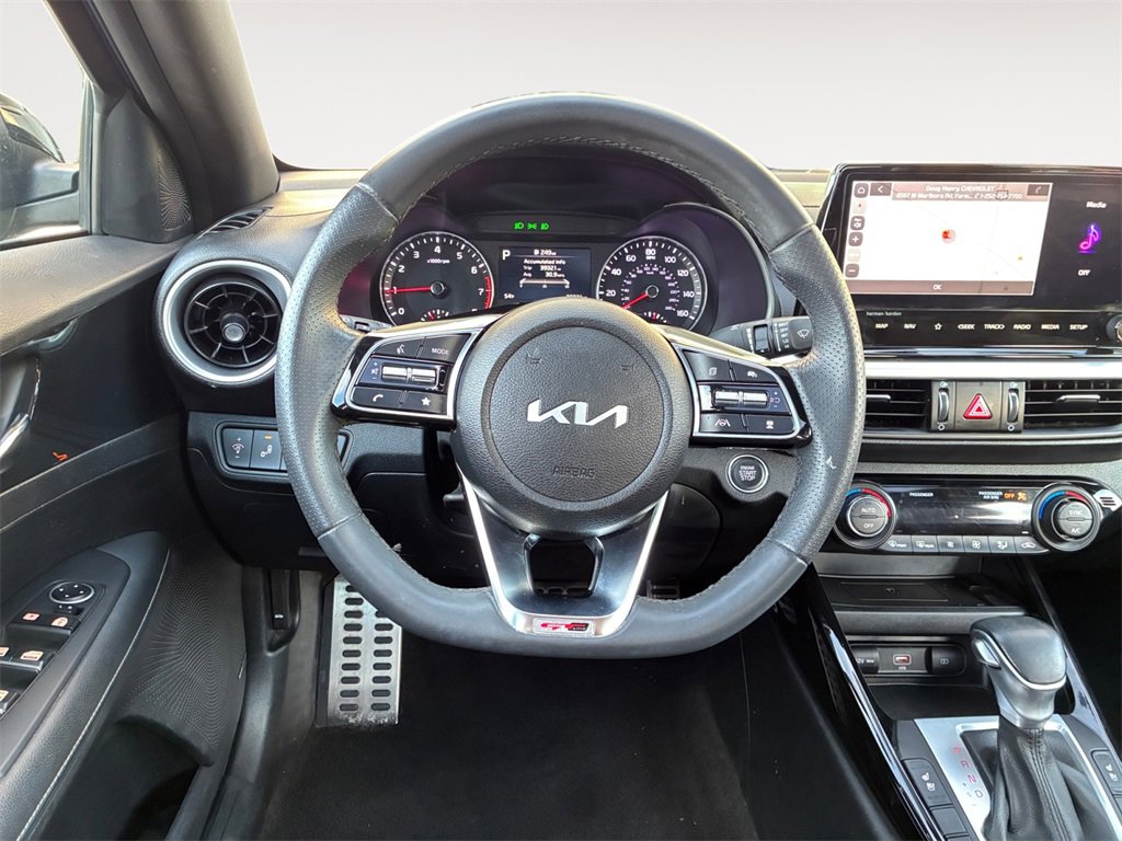 Used 2024 Kia Forte GT-Line w/ GT-Line Premium Package image 12