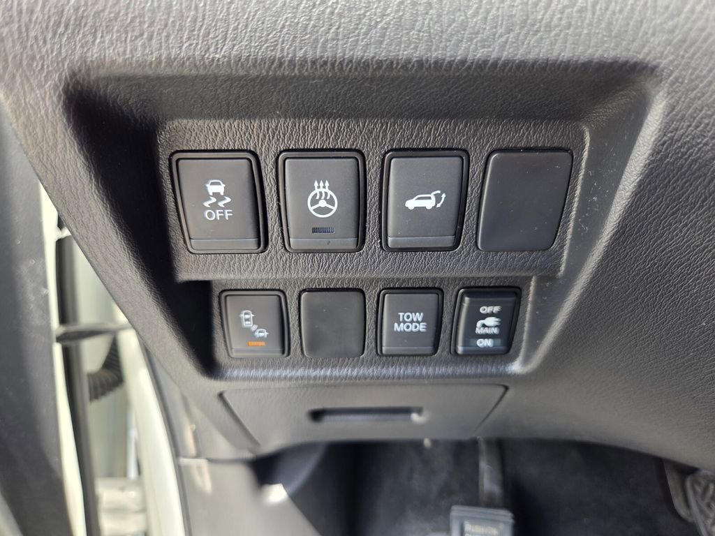 Used 2020 Nissan Pathfinder SL FWD image 22