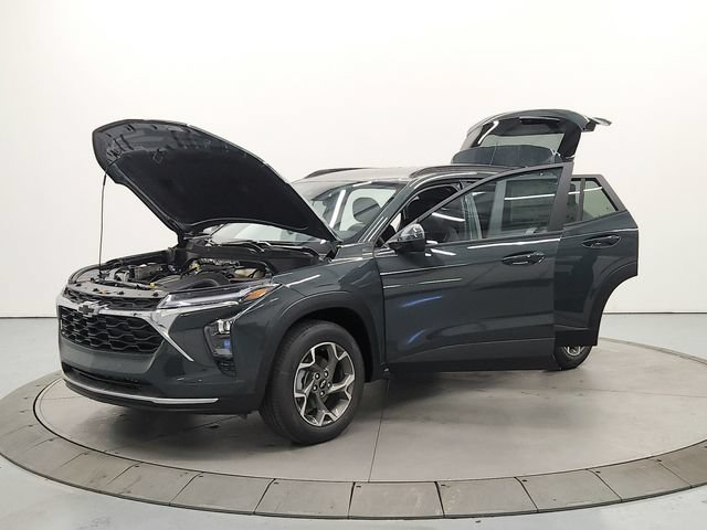 New 2026 Chevrolet Trax LT w/ Driver Confidence Package FWD image 11