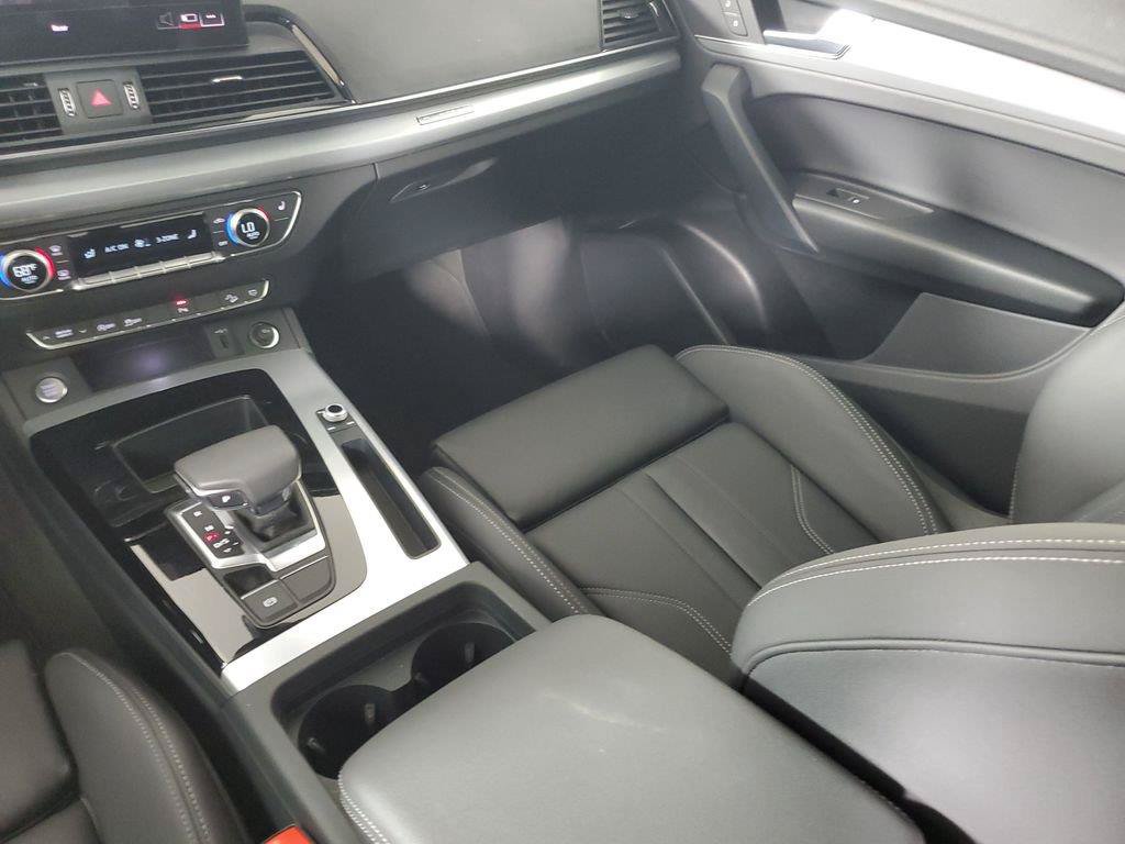Used 2025 Audi Q5 2.0T Premium AWD/4WD image 18