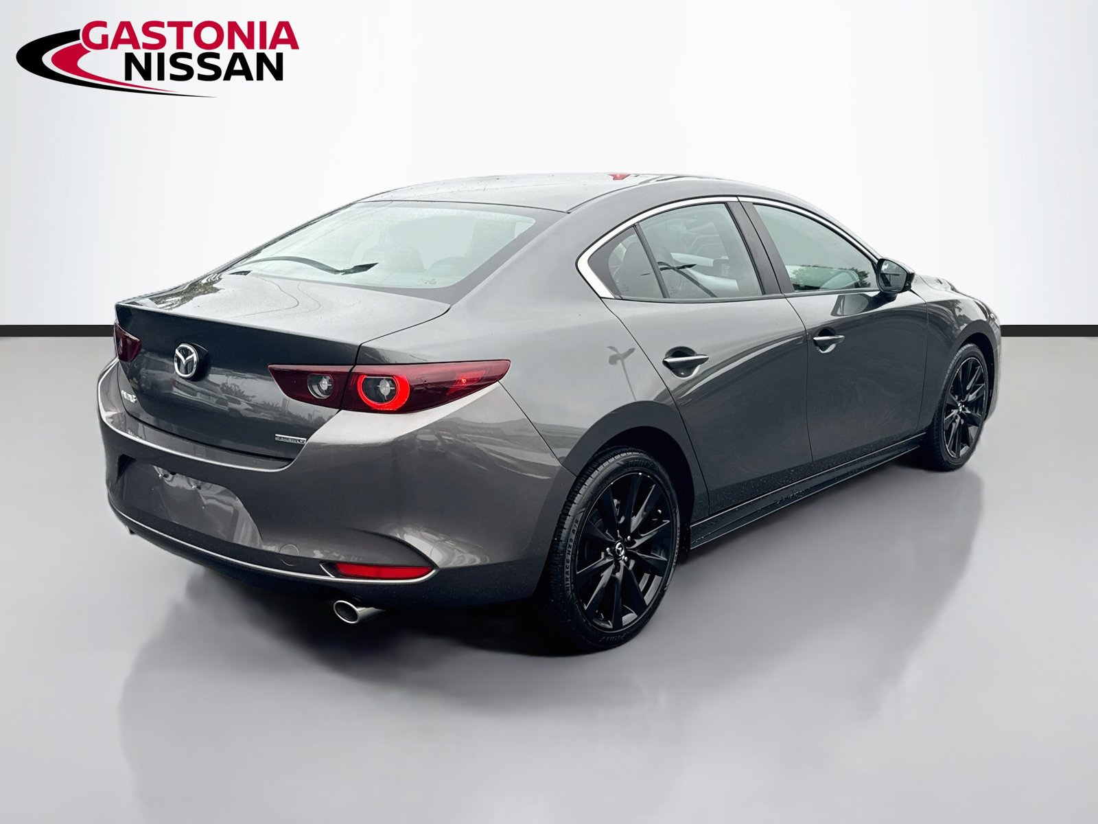 Used 2024 MAZDA MAZDA3 s FWD image 9