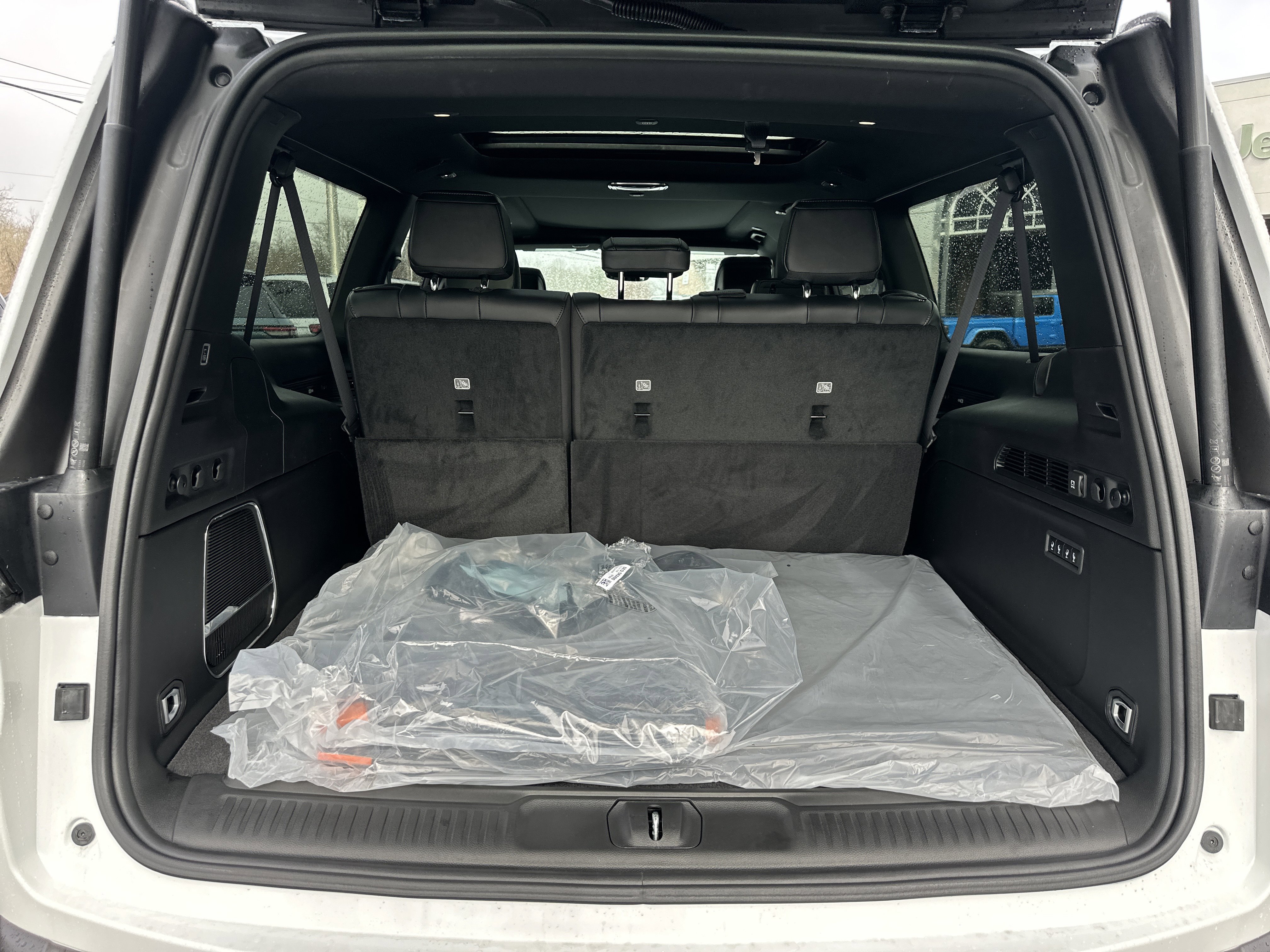 New 2026 Jeep Grand Wagoneer L Limited image 16