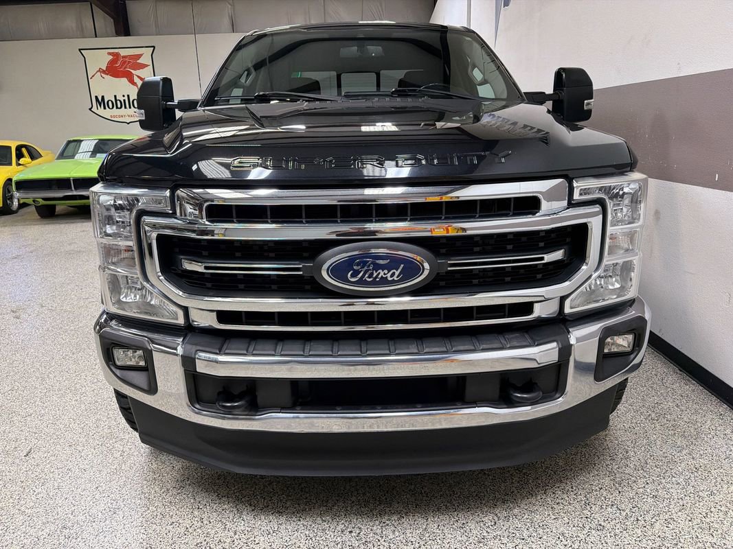 Used 2021 Ford F250 Lariat w/ FX4 Off-Road Package AWD/4WD image 29
