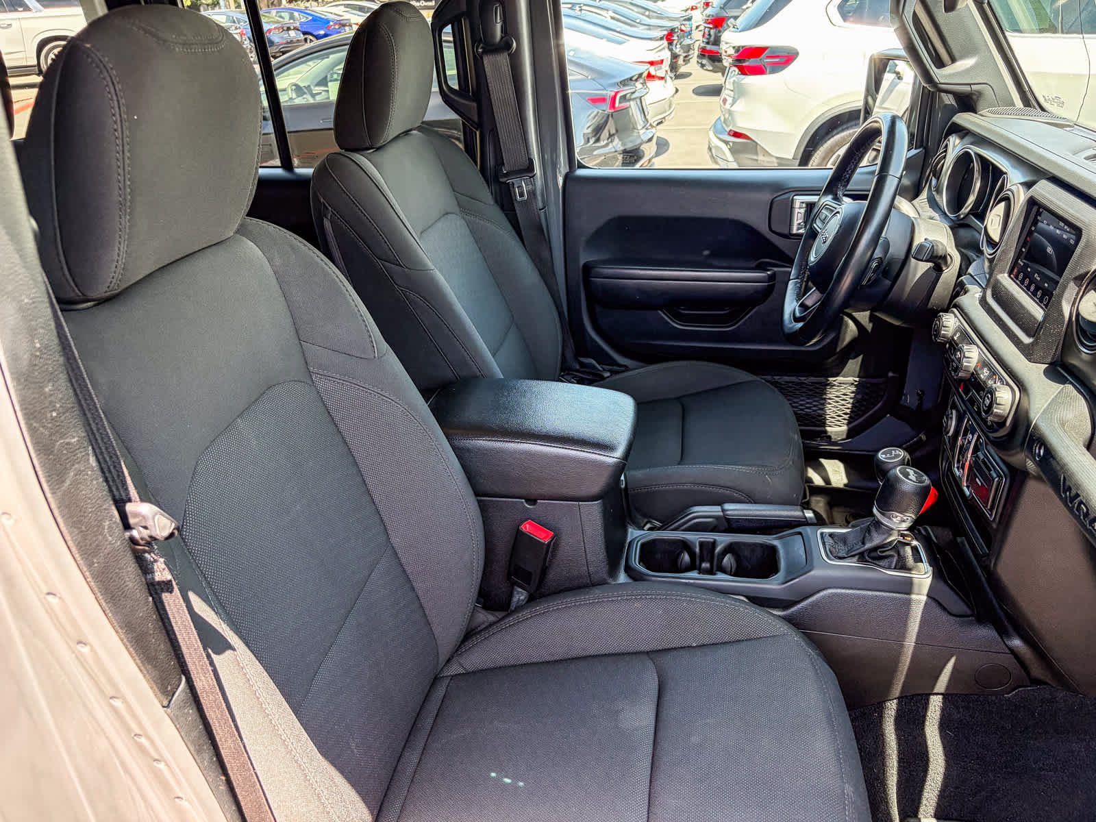 Used 2021 Jeep Wrangler Unlimited Sport AWD/4WD image 15