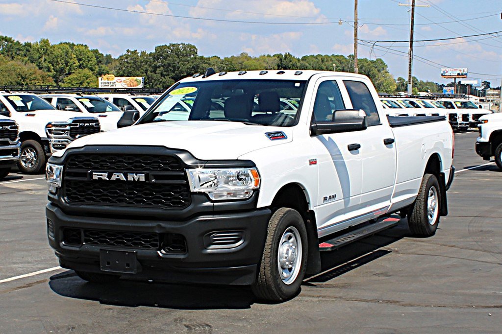 Used 2022 RAM 2500 Tradesman RWD image 2