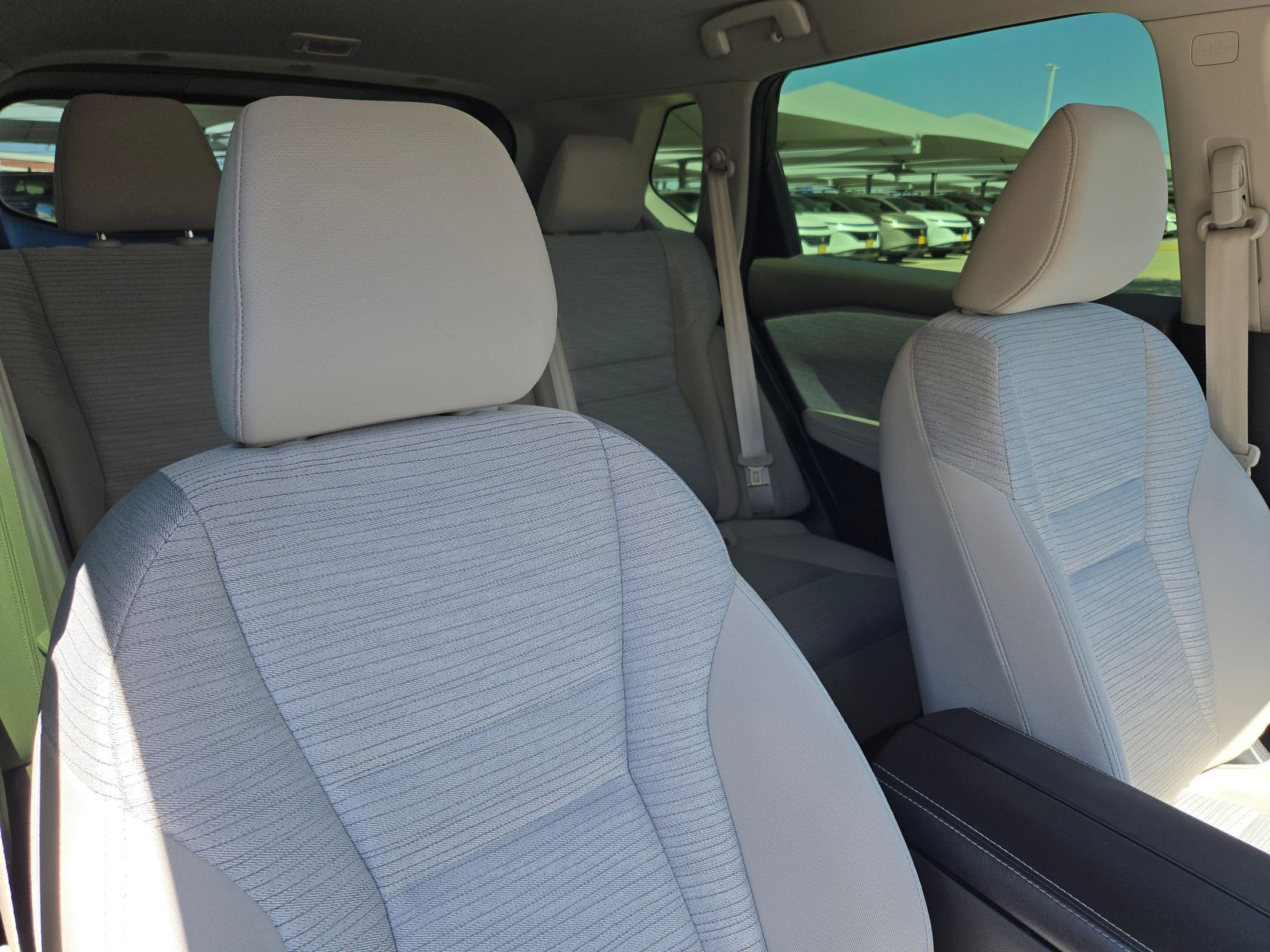 Used 2023 Nissan Rogue SV image 30