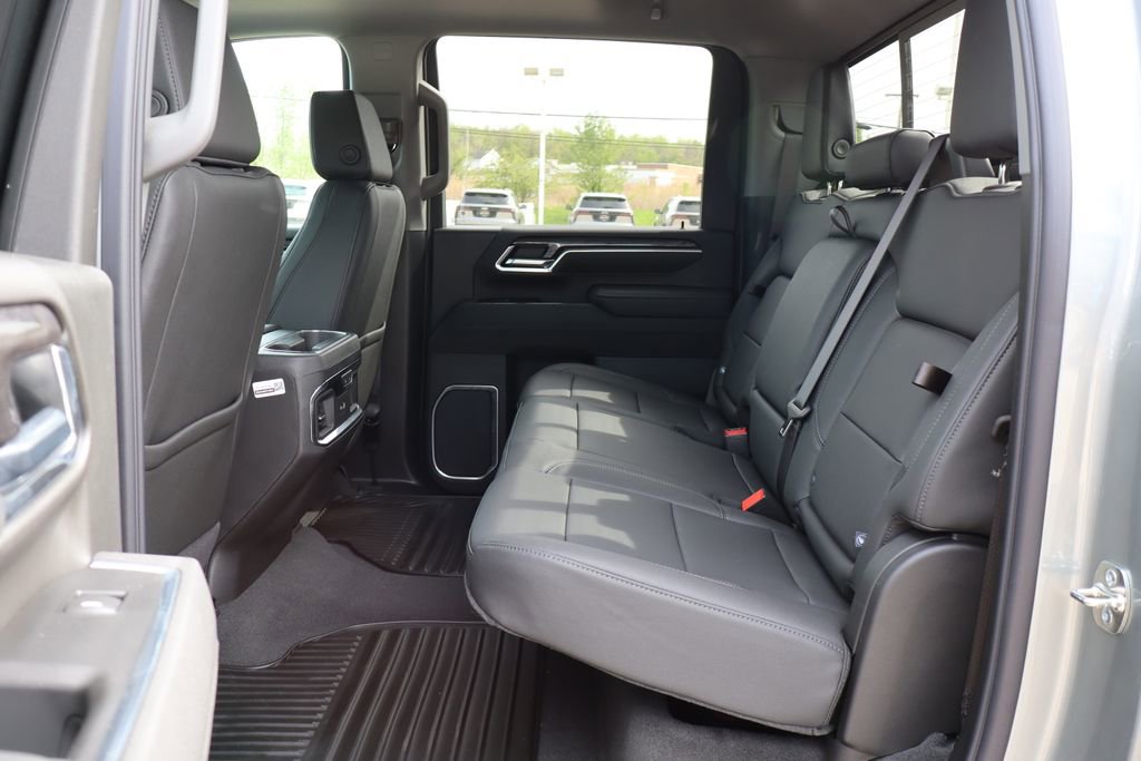 New 2026 Chevrolet Silverado 2500 LTZ w/ LTZ Convenience Package AWD/4WD image 43