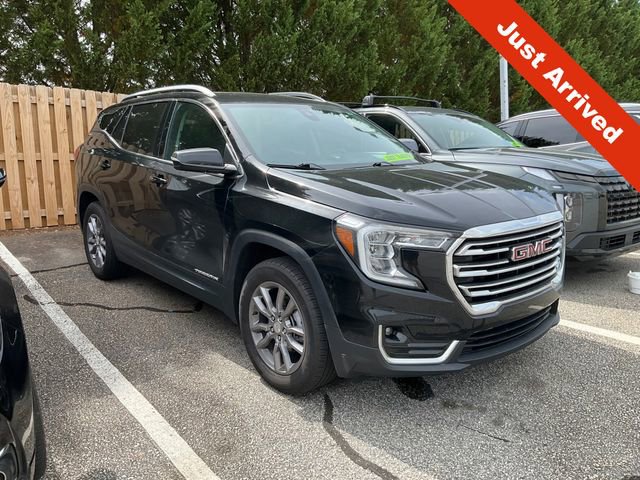 Used 2024 GMC Terrain SLT AWD/4WD image 1