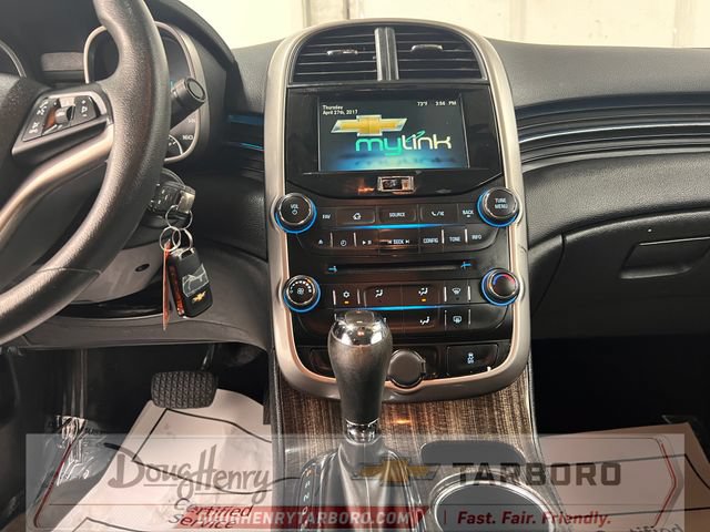 Used 2015 Chevrolet Malibu LT FWD image 42