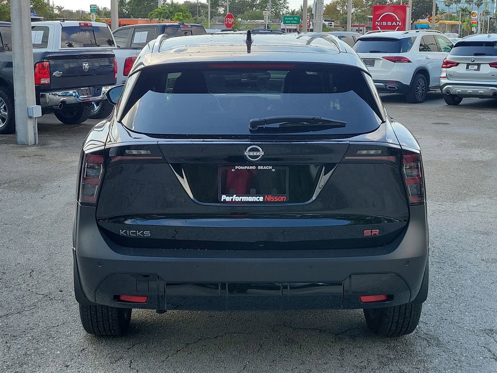 Certified 2025 Nissan Kicks SR image 8