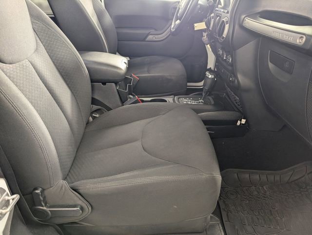 Used 2015 Jeep Wrangler Sport image 24