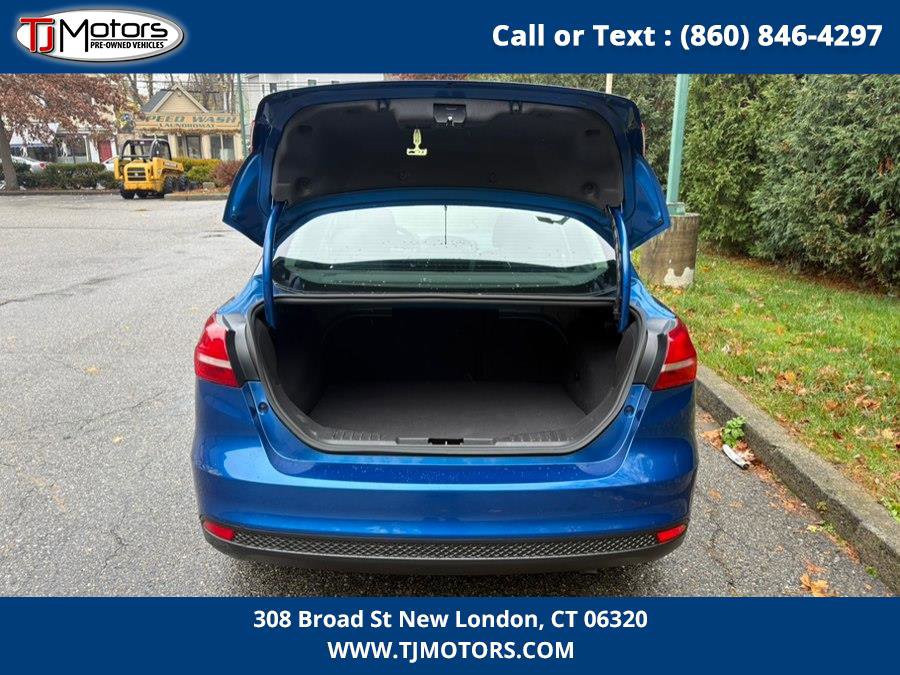 Used 2018 Ford Focus SE image 10