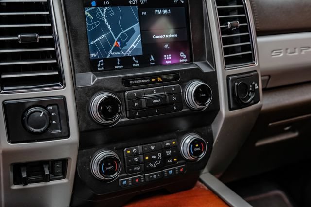 Used 2019 Ford F350 King Ranch w/ King Ranch Ultimate Package AWD/4WD image 23