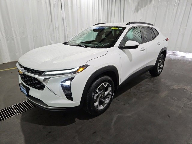 Certified 2024 Chevrolet Trax LT w/ LT Convenience Package image 25