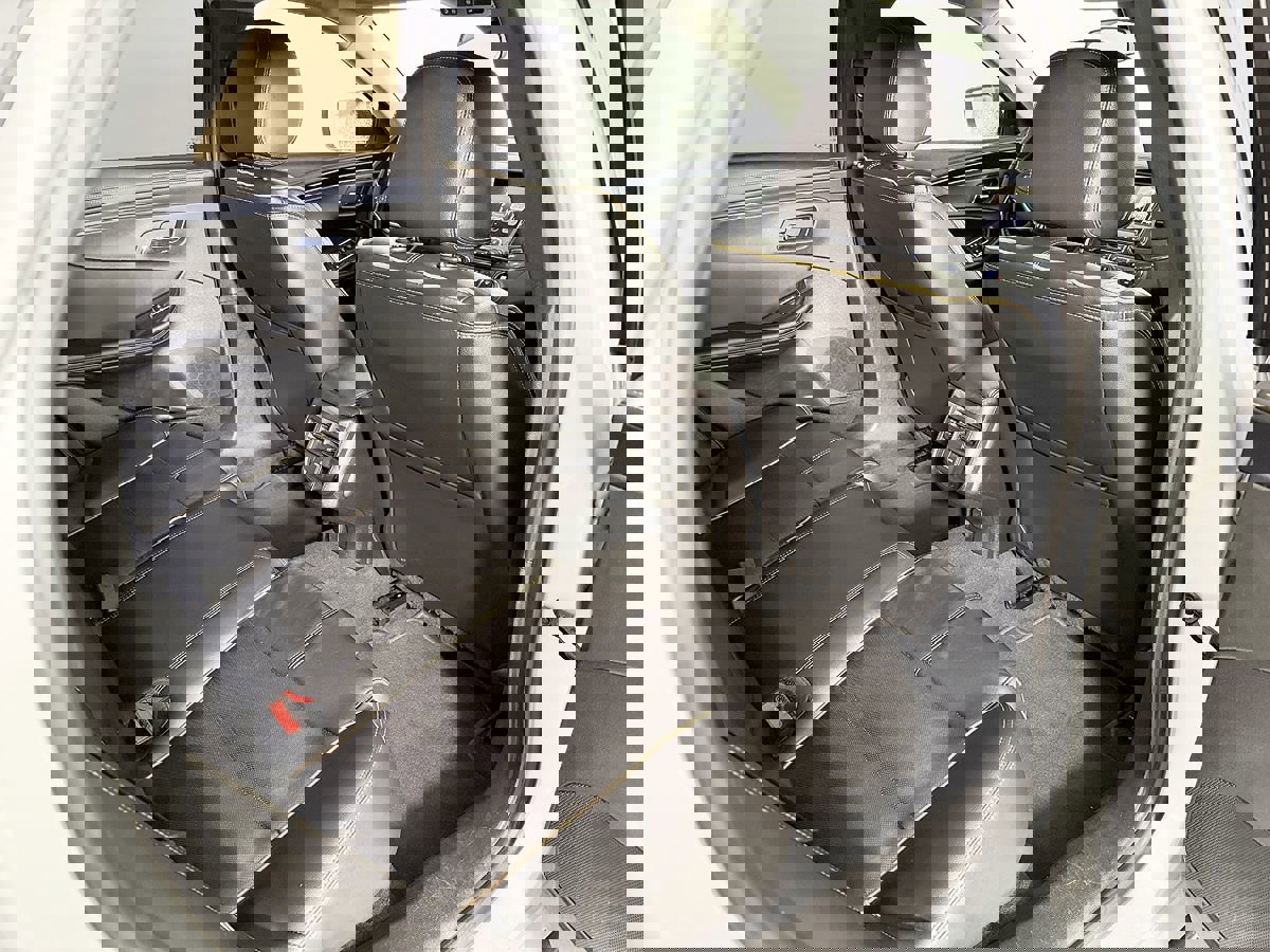 Used 2018 Chevrolet Impala Premier FWD image 41