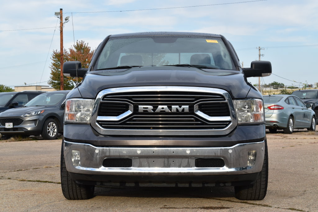 Used 2019 RAM 1500 Big Horn AWD/4WD image 2