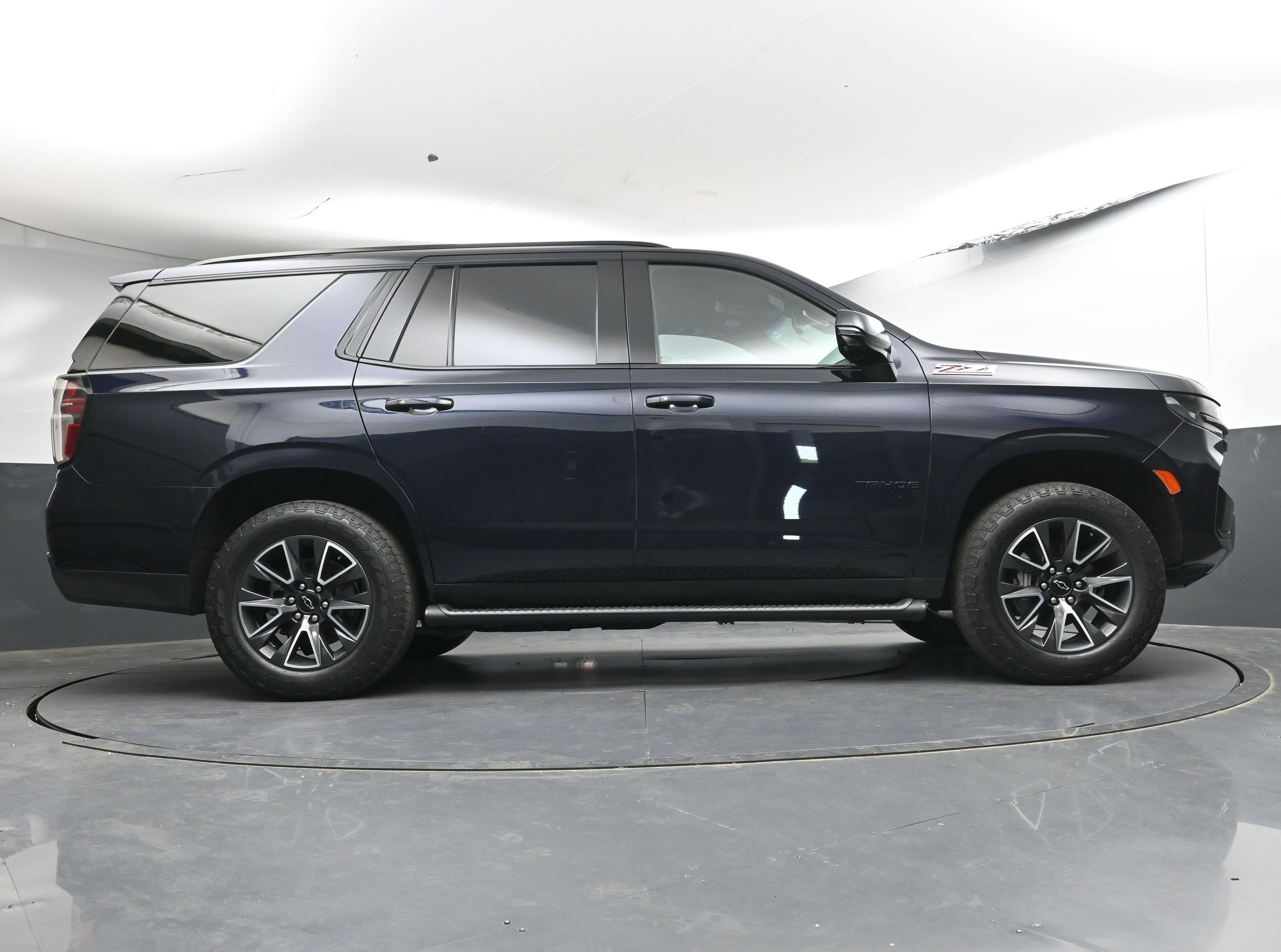 Used 2021 Chevrolet Tahoe Z71 w/ Luxury Package image 25