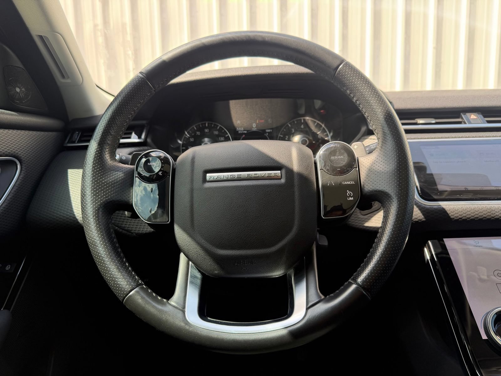Used 2019 Land Rover Range Rover Velar AWD/4WD image 14