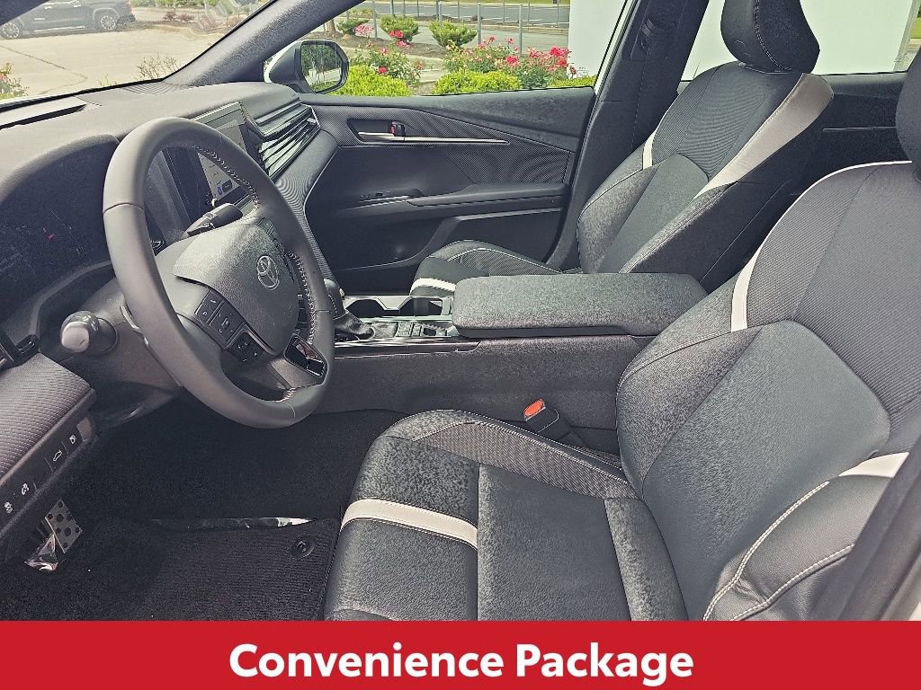 Used 2025 Toyota Camry SE FWD image 16