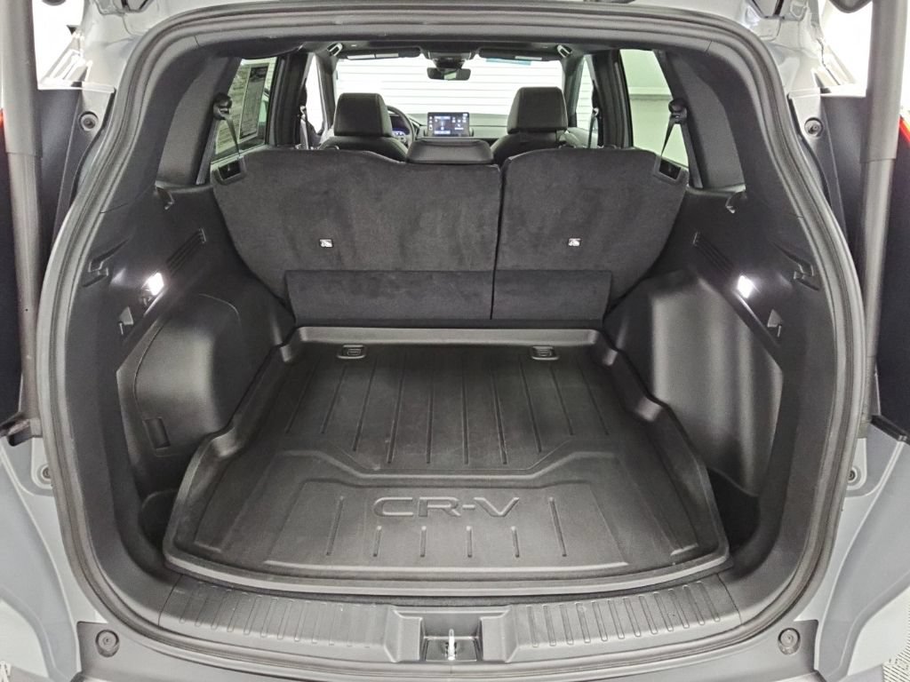 Used 2026 Honda CR-V Sport-L image 32