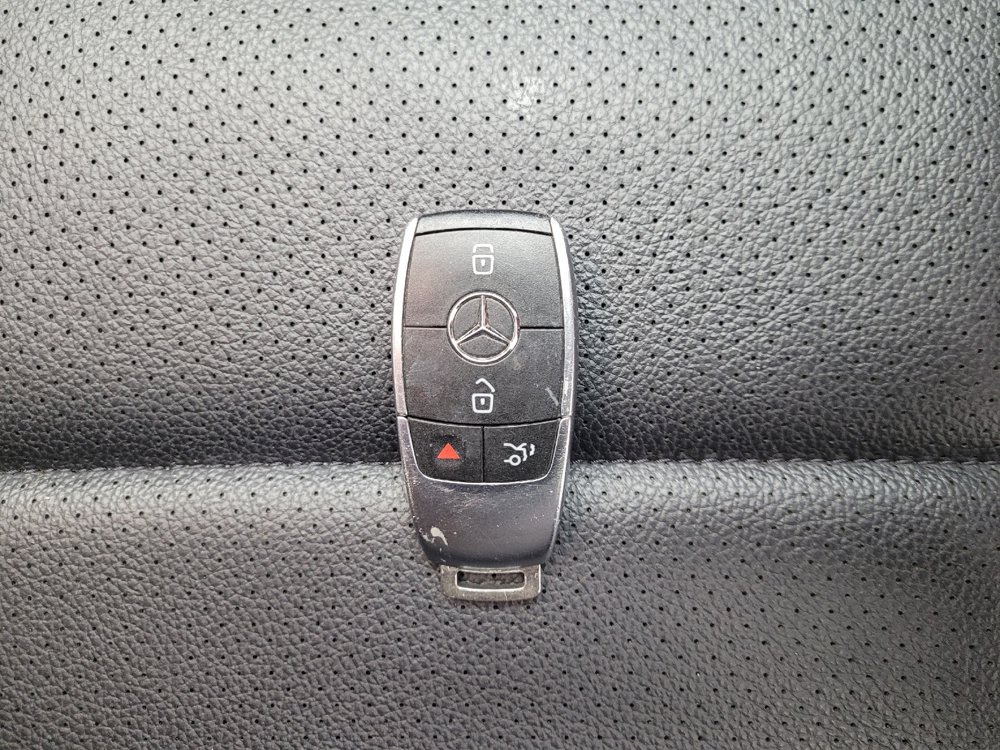 Used 2020 Mercedes-Benz GLE 350 4MATIC image 32