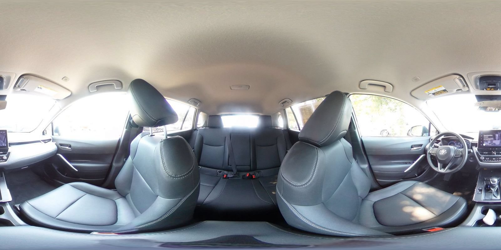 Used 2026 Toyota Corolla Cross XLE FWD image 42