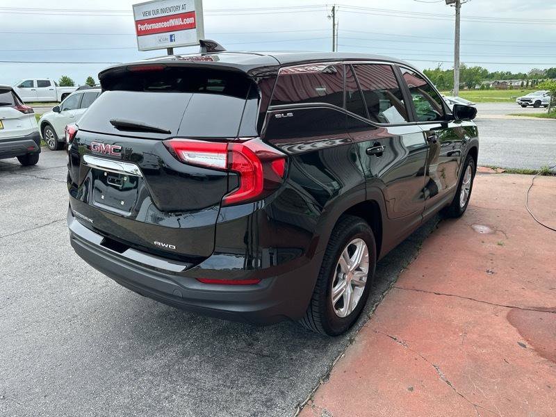 Used 2022 GMC Terrain SLE AWD/4WD image 6