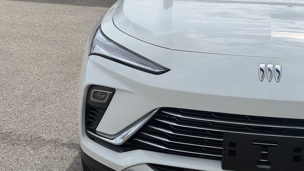 Used 2025 Buick Envista Preferred w/ Convenience I Package FWD image 6